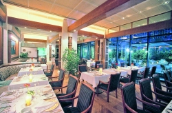   Sheraton Voyager Antalya Hotel, Resort and Spa 5*