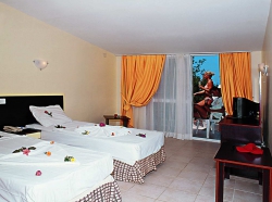 ���� ����� Club Mersin Beach 4*