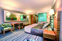  Pine Bay Holiday Resort 5*