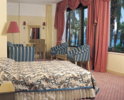 ���� ����� Noa Laguna Beach 4*