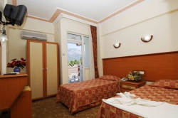 ���� ����� Adonis Hotel 3*