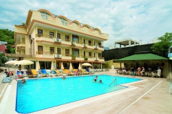 ���� ����� Grand Lukullus Hotel 4*