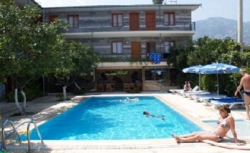 ���� ����� Ipsos Hotel 2*