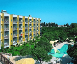 ���� ����� Larissa Club 3*