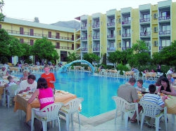 ���� ����� Larissa Club 3*