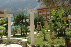 ���� ����� Larissa Park Hotel 3*
