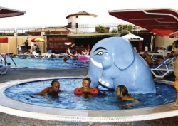 ���� ����� Alice Suite Hotel 3*
