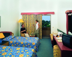 ���� ����� Corinthia Excelsior 4*