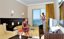 ���� ����� Holiday Point Hotel & Spa 4*