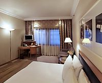 ���� ����� Metropolitan Hotel 5*