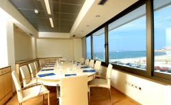 ���� ����� Avra Hotel Rafina 4*