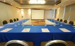���� ����� Avra Hotel Rafina 4*