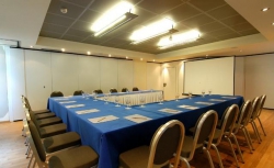 ���� ����� Avra Hotel Rafina 4*