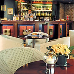 ���� ����� Blazer Suites Hotel 4*