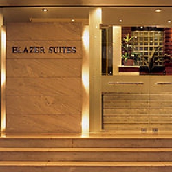 ���� ����� Blazer Suites Hotel 4*
