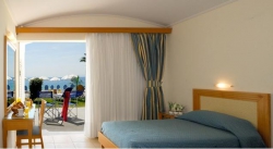 ���� ����� Kinetta Beach 4*