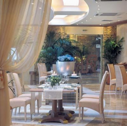 ���� ����� Sani Asterias Suites 5*