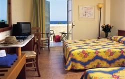���� ����� Lakopetra Beach 4*