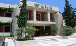 ���� ����� May Beach Hotel 4*