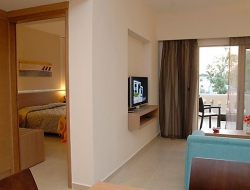 ���� ����� Amalthia Beach Resort 4*
