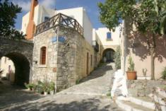 ���� ����� Arolithos Traditional Village 4*