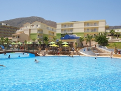 ���� ����� Eri Beach & Village 4*