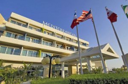 ���� ����� Mediterranian Beach Hotel 4*