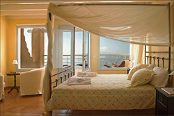 ���� ����� Suites of the Gods 4*