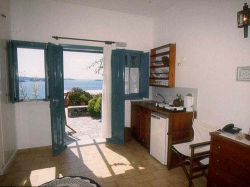 ���� ����� Strongili Hotel 3*