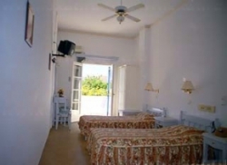 ���� ����� Avra Hotel 3*