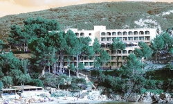 ���� ����� Akrotiri Beach Hotel 4*