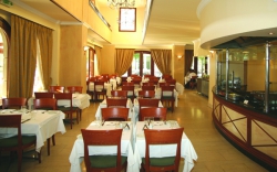 ���� ����� Mitsis Petit Palace 4*