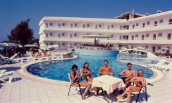 ���� ����� Bayside Katsaras 4*