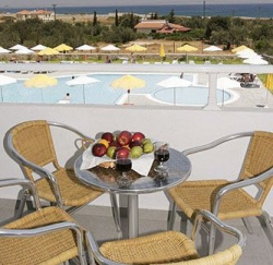 ���� ����� Mikri Polis 4*
