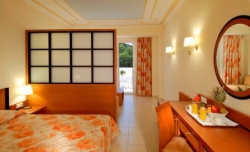 ���� ����� Platanitsa Hotel 4*