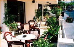 ���� ����� Yiorgos Hotel 2*