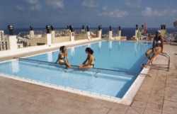 ���� ����� Santana 4*