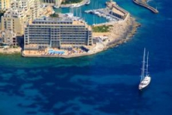���� ����� Cavalieri 4*