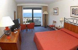 ���� ����� Golden Tulip Vivaldi 4*