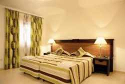 ���� ����� Rocca Nettuno Suites 4*
