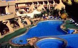 ���� ����� Cornucopia 4*