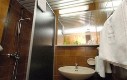 ���� ����� Adriatic 2*