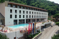 ���� ����� Uvala 4*
