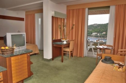 ���� ����� Uvala 4*