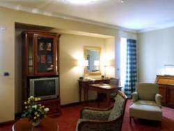���� ����� Astoria 3*
