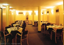 ���� ����� Central 3*
