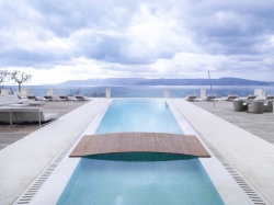 ���� ����� The View 5*