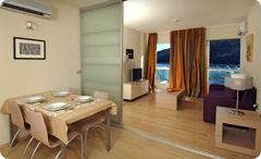 ���� ����� Apartments Adoral 4*