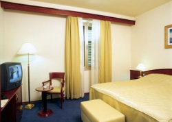 ���� ����� Park 4*