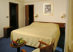 ���� ����� Park 4*